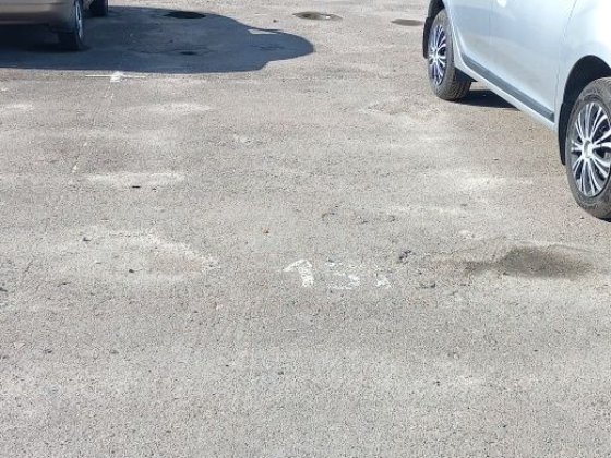 Оренда місця на стоянці Львов