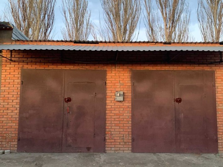Оренда подвійного гаража площею 42 кв.м. в АГК Лада-2 (ПГУ 115) - фото 1