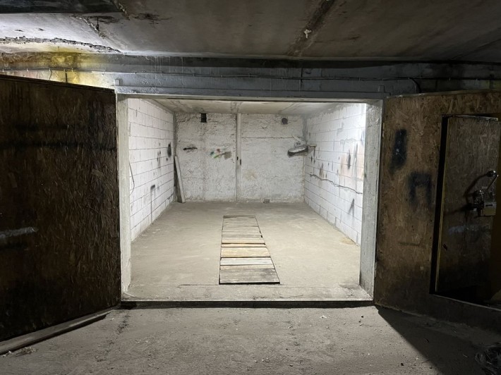 Аренда гаража ГК *Караваевы Дачи*  ул.Полевая 72Б - фото 1