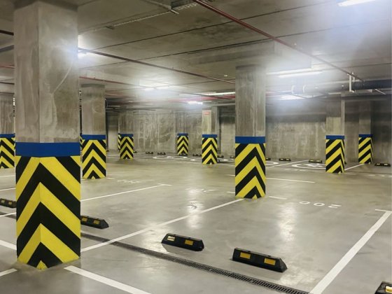 Здам в оренду велике паркомісце зі зручним заїздом,ЖК Паркові озера 2в Киев