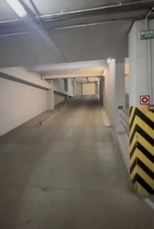 Сдам на Длительно Широкое паркоместо  в Паркинге Гагарин Плаза АРКАДИЯ - фото 1