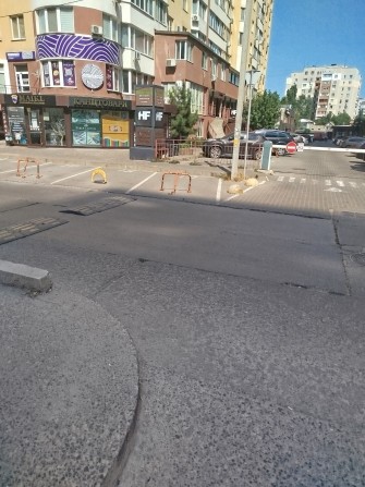 Парковочное место Радужный - фото 1