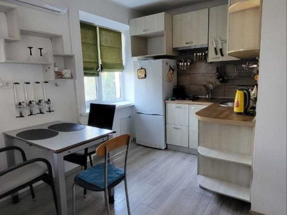 Продам классную, современную 2-х комн. квартиру ул.Комарова 6-а