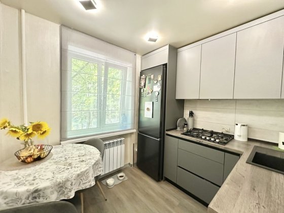 Продаж 3-кімнатної квартири зі свіжим ремонтом центр Запоріжжя