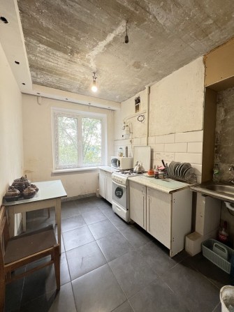 В Продажу 3 к к на Новозаводській / р-н супермаркета Таврії - фото 1