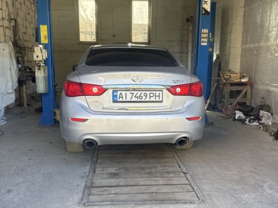 Аренда сто подьемника яма почасово  и сутками район авторынка чапаевка Киев