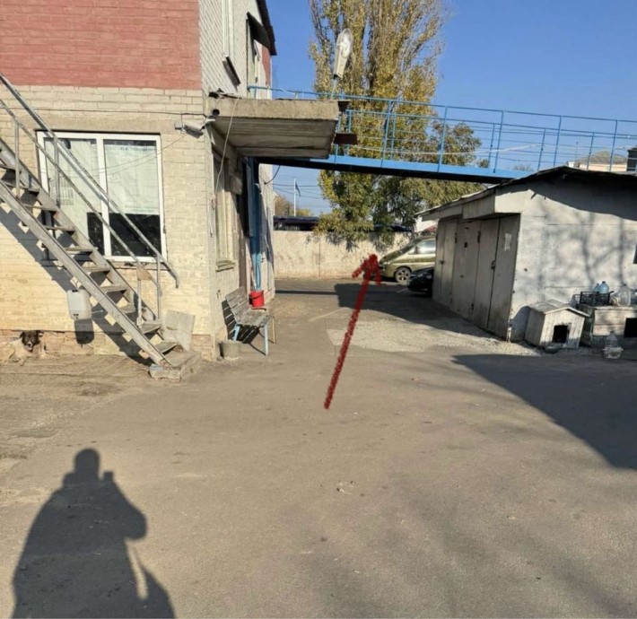 Сдам  2 стоянки в гаражном кооперативе - фото 1