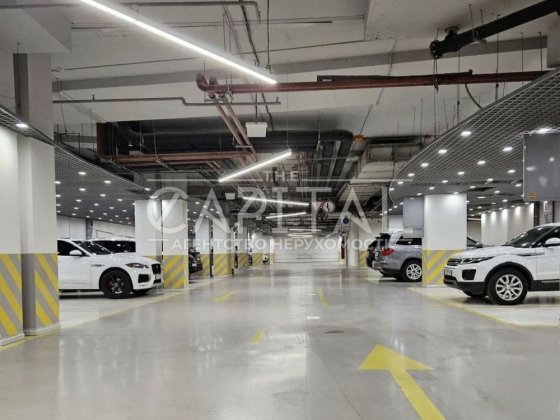 Підземний паркінг Звіринецька 47 Киев