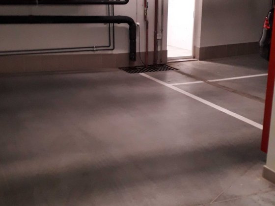 Сдам два паркоместа в подземном паркинге Киев