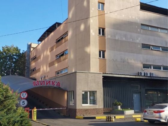 Сдам-продам паркоместо в закрытом паркинге Лески