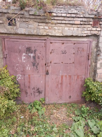 Гараж при дорозі в центрі с.В.Житин - фото 1