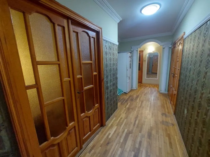 Продам 3-и кімнатну квартиру на Ковалівці (перша арка). - фото 1