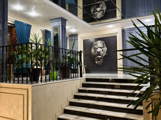 Хозяин ,собственик, продаю свою квартиру ,дом Граф ТОРГ Одесса