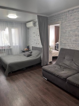 Продаж 2-км квартири на вул. Леоніда Каденюка - фото 1