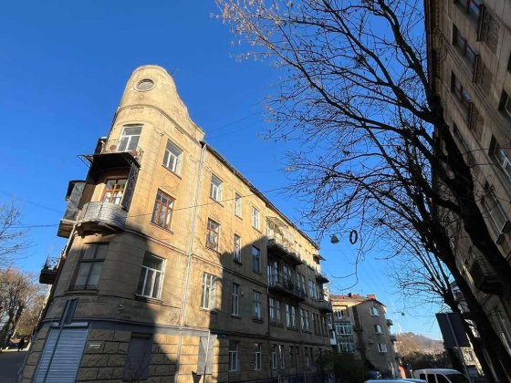 Продаж 3-х кімнатної квартир вул.Хорватська Центр міста Львов