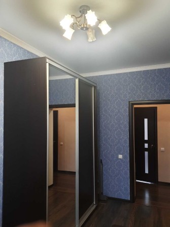 Продам 3-комн.кв. с ремонтом на Правом Берегу. - фото 1