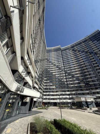 Квартира в ЖК «Атмосфера»! Лучшая цена! Вид во двор - фото 1