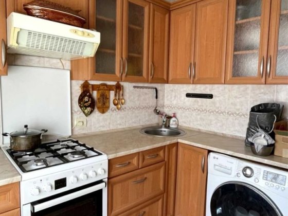 Продаю 2 - к квартиру , на Мореходной Миколаїв