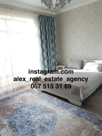 Продажа шикарной евро 2-ки ком. в Центре ул. Соборная и Адмиральская - фото 1