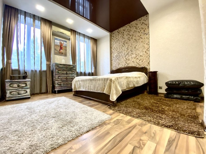 Неймовірна 3кімнатна квартира на пр-і Соборному - фото 1