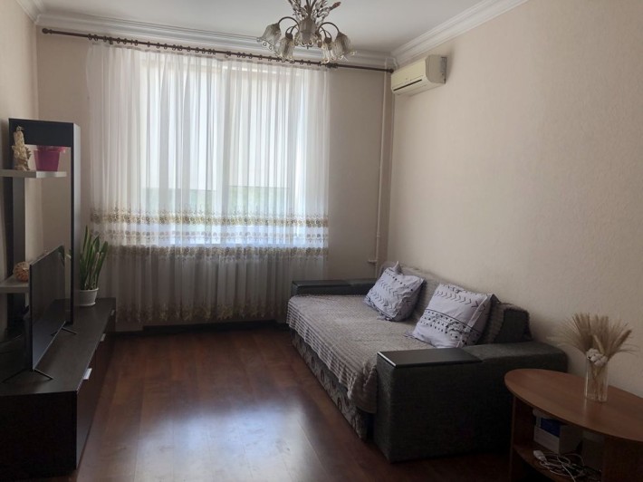 2х-кімнатна Квартира в Центрі біля ТЦ Україна - фото 1