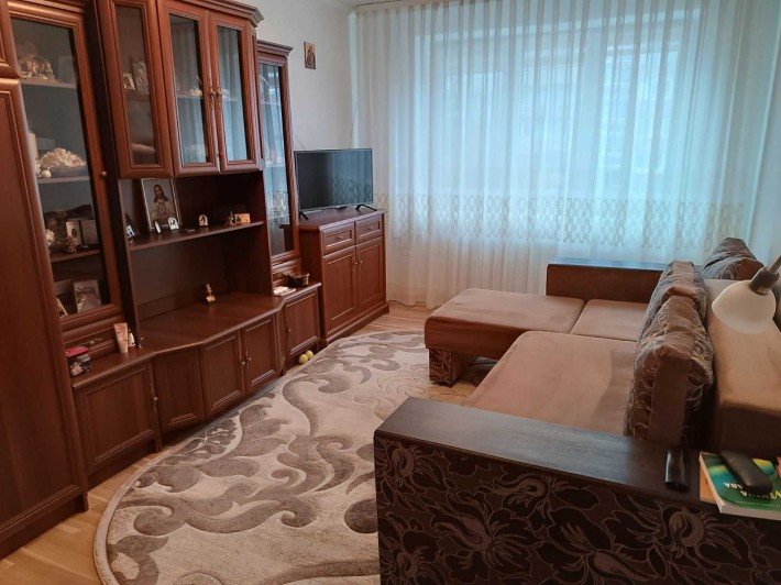 Продаж 2 кімн.кв., вул. Володимира Великого 42 - фото 1