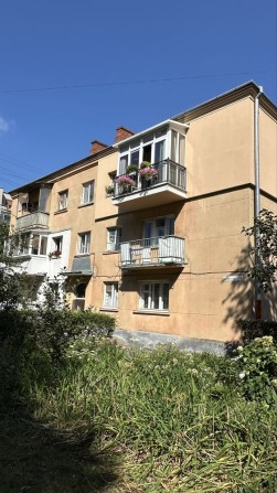 Продаж 2 кімн квартири в цегляному будинку вул. Зелена ( Меблярська 16 - фото 1