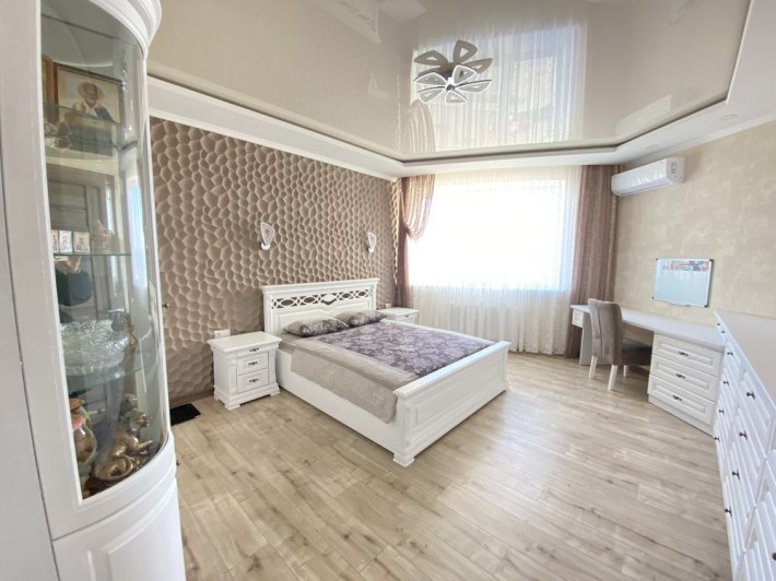 Продам сімейну 2к квартиру в ЖК Рівʼєра, вид на річку (Л1) - фото 1