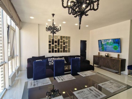 Продам красивую 2 комн.кв. с паркингом в ЖК 6 Жемчужина (161-354) Одеса