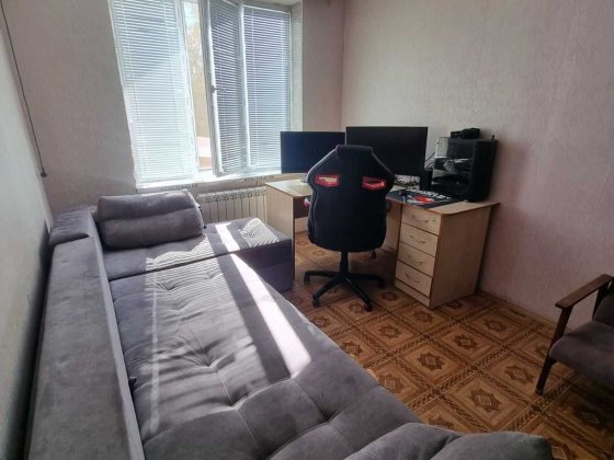 Продам 2-х кім.жилкоп з ремонтом в центрі В.Морська \Садова Миколаїв