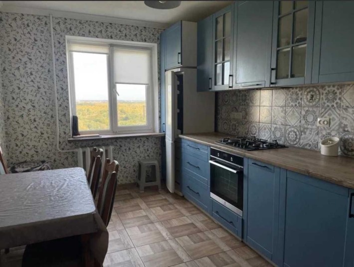 Продаж 4 км. к-ри пр.Червоної  Калини 74000 дол.США - фото 1