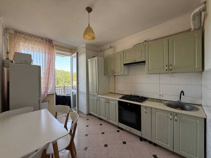 Продаж 2 кім. квартири в заселеній новобудові, вул. Медової Печери - фото 1