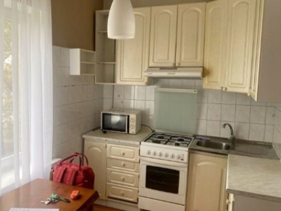 Продам 3х ком. кв-ру на Бородинском, ул. Толока 3эт. 9ти этажного дом Запоріжжя