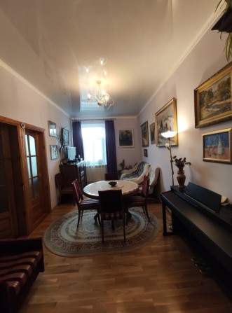 Продам 3-х кімнатну квартиру в центрі вул.Насипна - фото 1