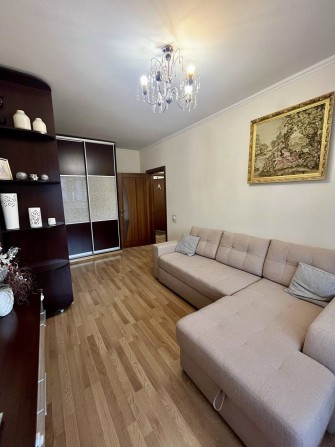 Борщагівка  однокімнатна квартира Вахтанга Кікабідзе 4А+ комора, газ - фото 1