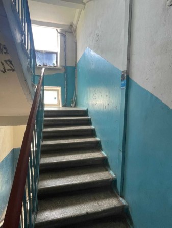 В продаже двухкомнатная квартира на Армейской, под  ремонт. - фото 1