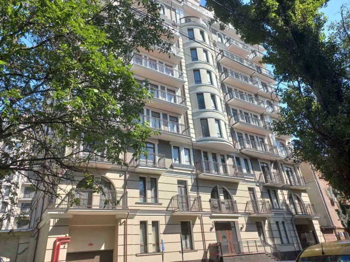 Квартира в престижном  центре: клубный дом-премиум и только для своих! - фото 1