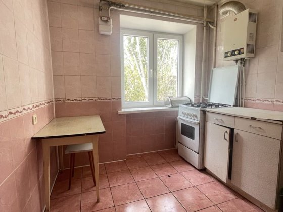 Продається малогабаритна 3 квартира біля яхт-клубу Миколаїв