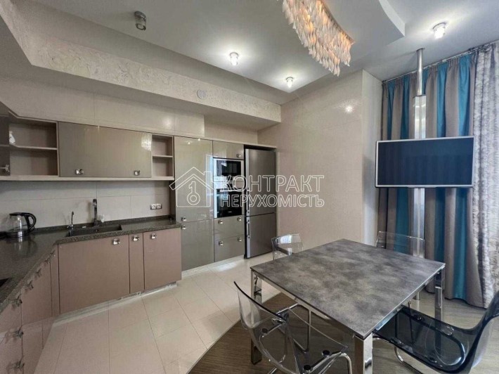 Продам 2 к ЖК Триумф  23 августа центр сертификат торг проспект Науки - фото 1