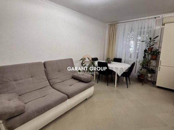 Двокімнатна квартира на Черемушках. Будинок Меблів Одесса