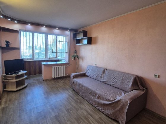 Продам 1 ком квартиру на Бочарова Одесса