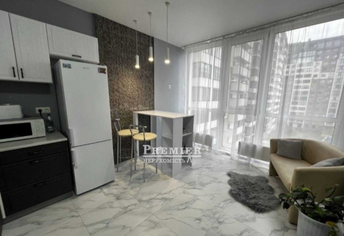 Продам 1 кім квартиру з ремонтом у новому будинку на Марсельській. - фото 1