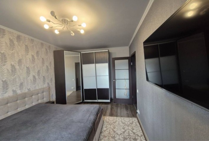 Однокомнатная квартира с ремонтом и мебелью - фото 1