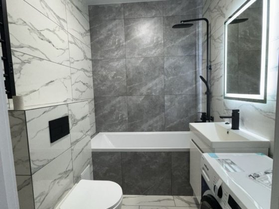 Гарна 1 к шукає своїх власників! Львівський Затишок Софиевская Борщаговка