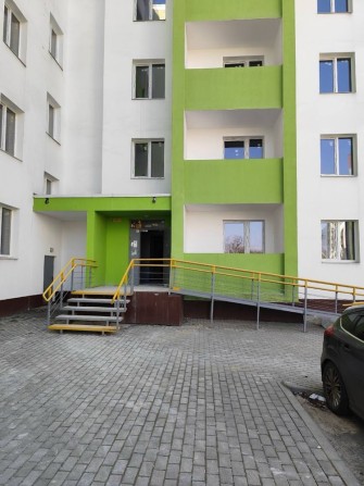 Продаж 2 к кв, ЖК Миру, м. Індустріальна - фото 1