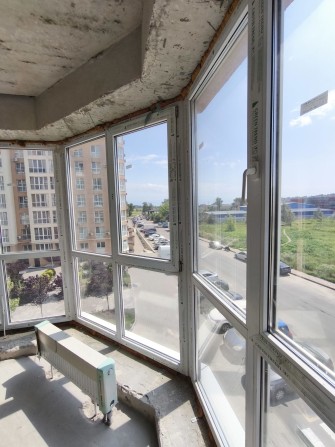 Видеообзор! Цена с оформлением! 3к 78кв.м. Без комиссии. - фото 1