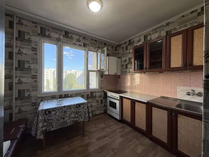 Продаж 3-к квартири вул. Рональда Рейгана 14/33 - фото 1