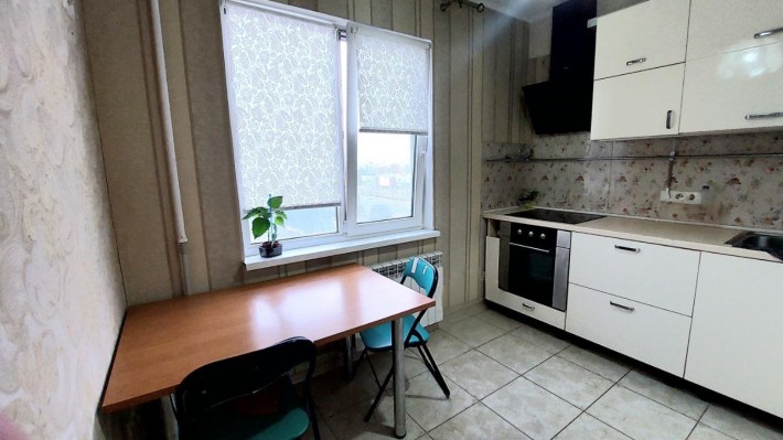 Продаж 2к квартири з ремонтом, Лятошинського 18 Голосіївський р-н, массив Теремки-2, Правий берег - фото 1