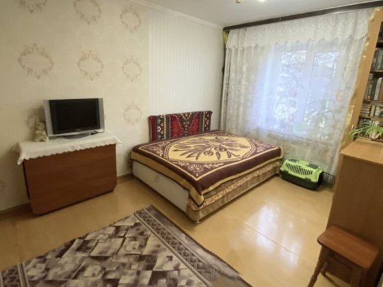 Продаж 1-кімнатної квартири, просп. Бажана Миколи, 5-В, Дарницький район Киев