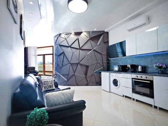 Стильная студия с отдельной спальней в Аркадии. Одеса